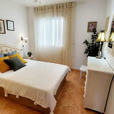 La Residencia De Lia - 200 M From The Apartman Torrevieja