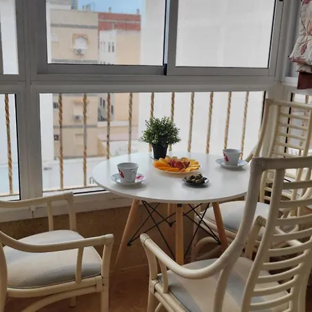 Apartman La Residencia De Lia - 200 M From The Torrevieja